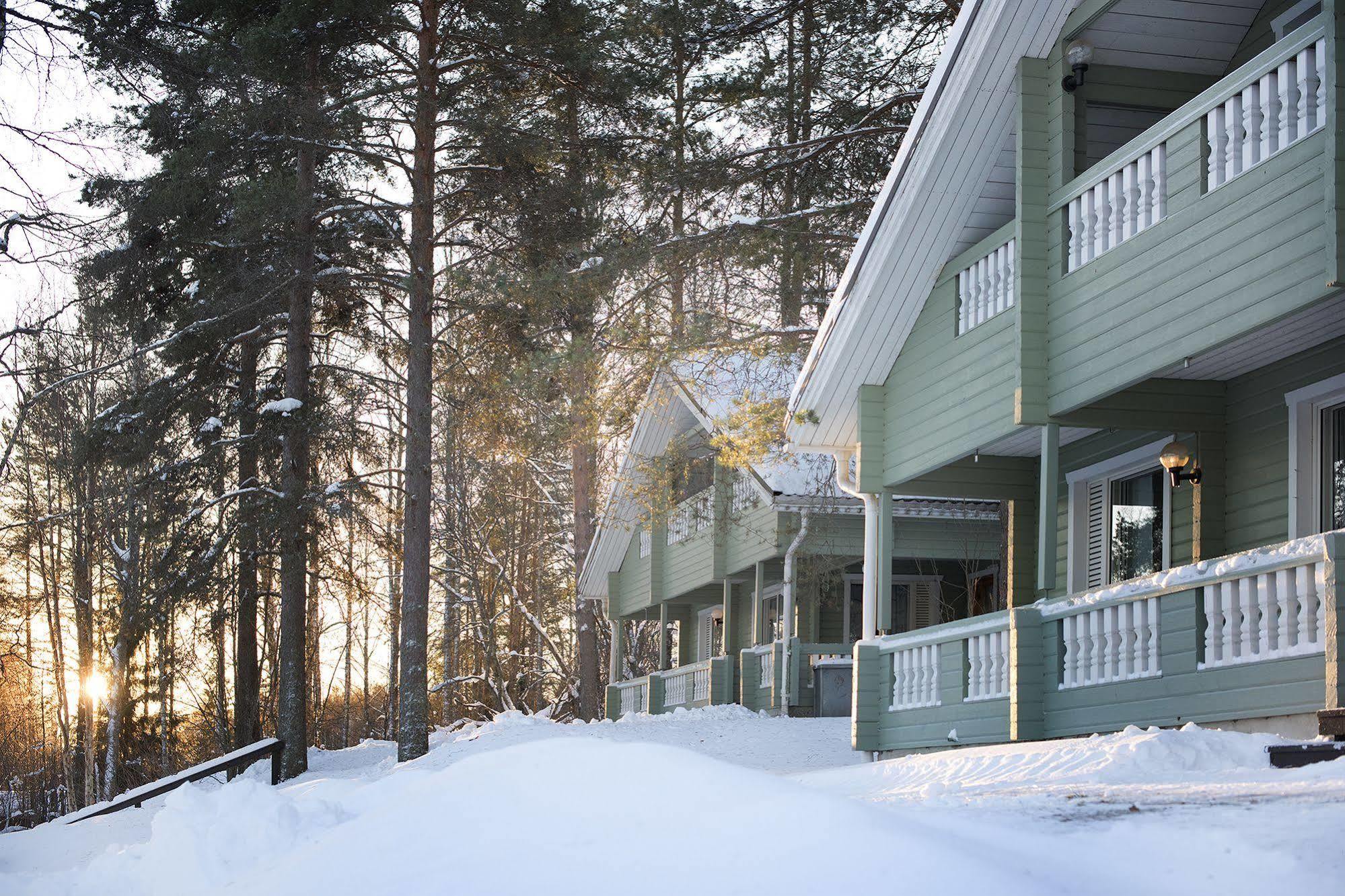 Loma-Rantala Cottages Тахковуори Экстерьер фото