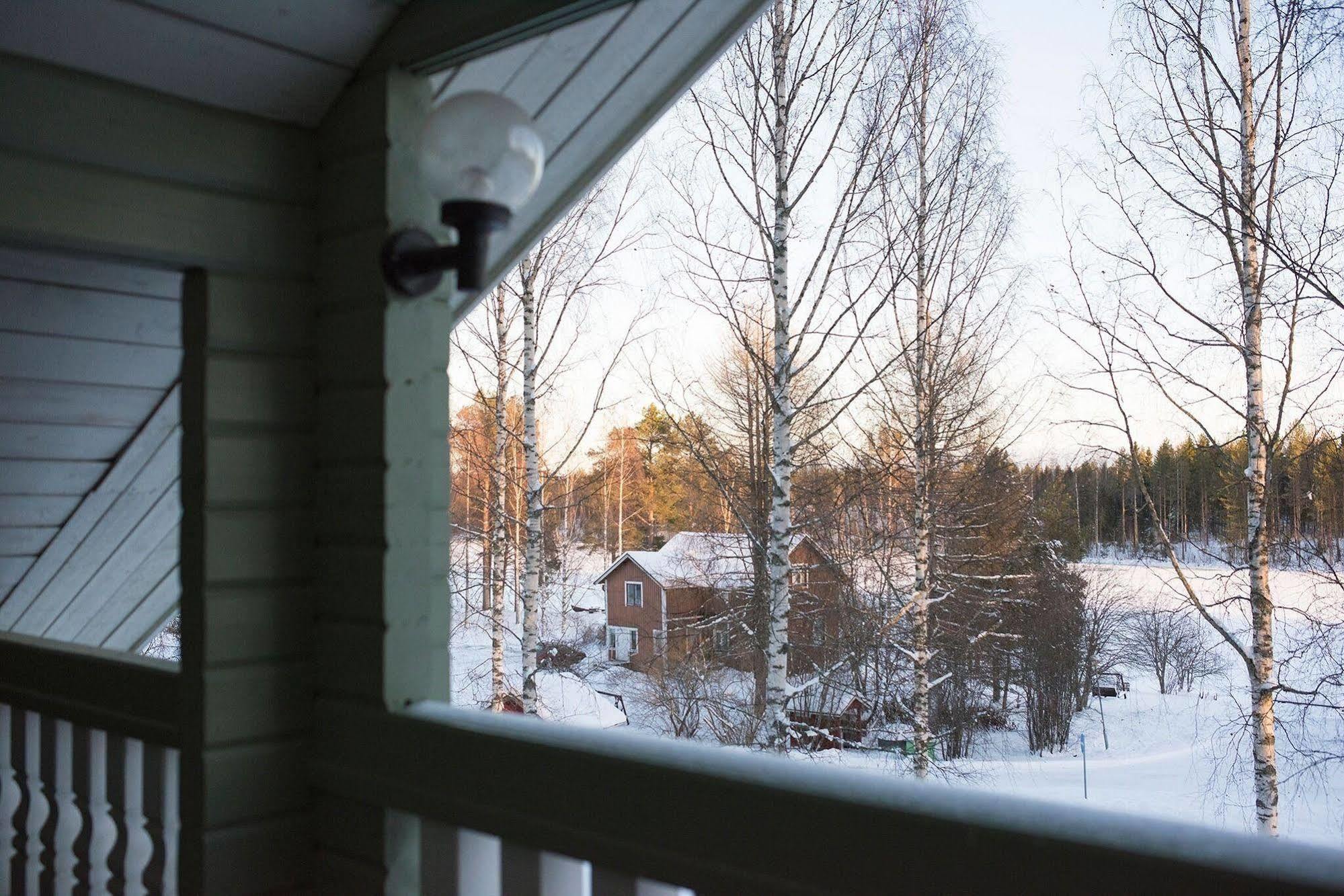 Loma-Rantala Cottages Тахковуори Экстерьер фото